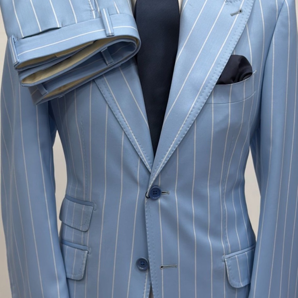 Light Blue Pinstripe super 180 Tombojlini wool Suit - Picture 3 of 5